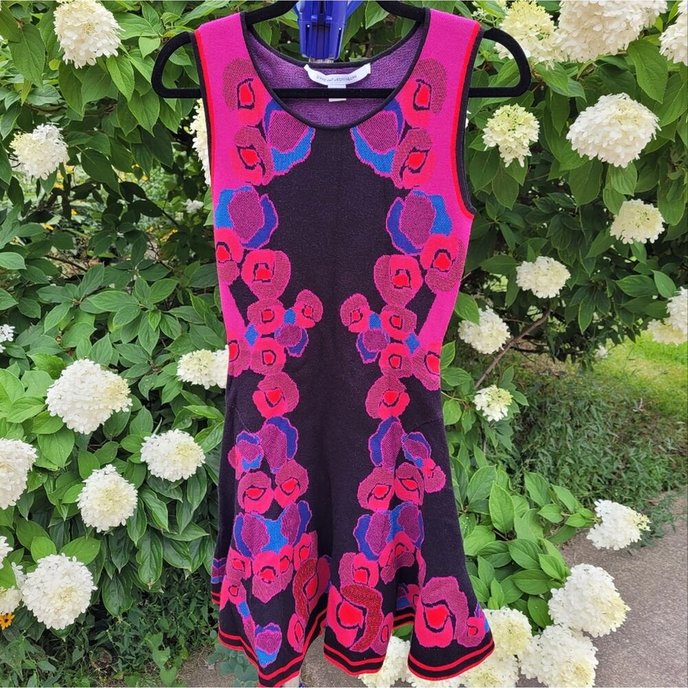 Diane von Furstenberg Abstract Floral Jacquard Fit & Flare Dress sz Small Petite